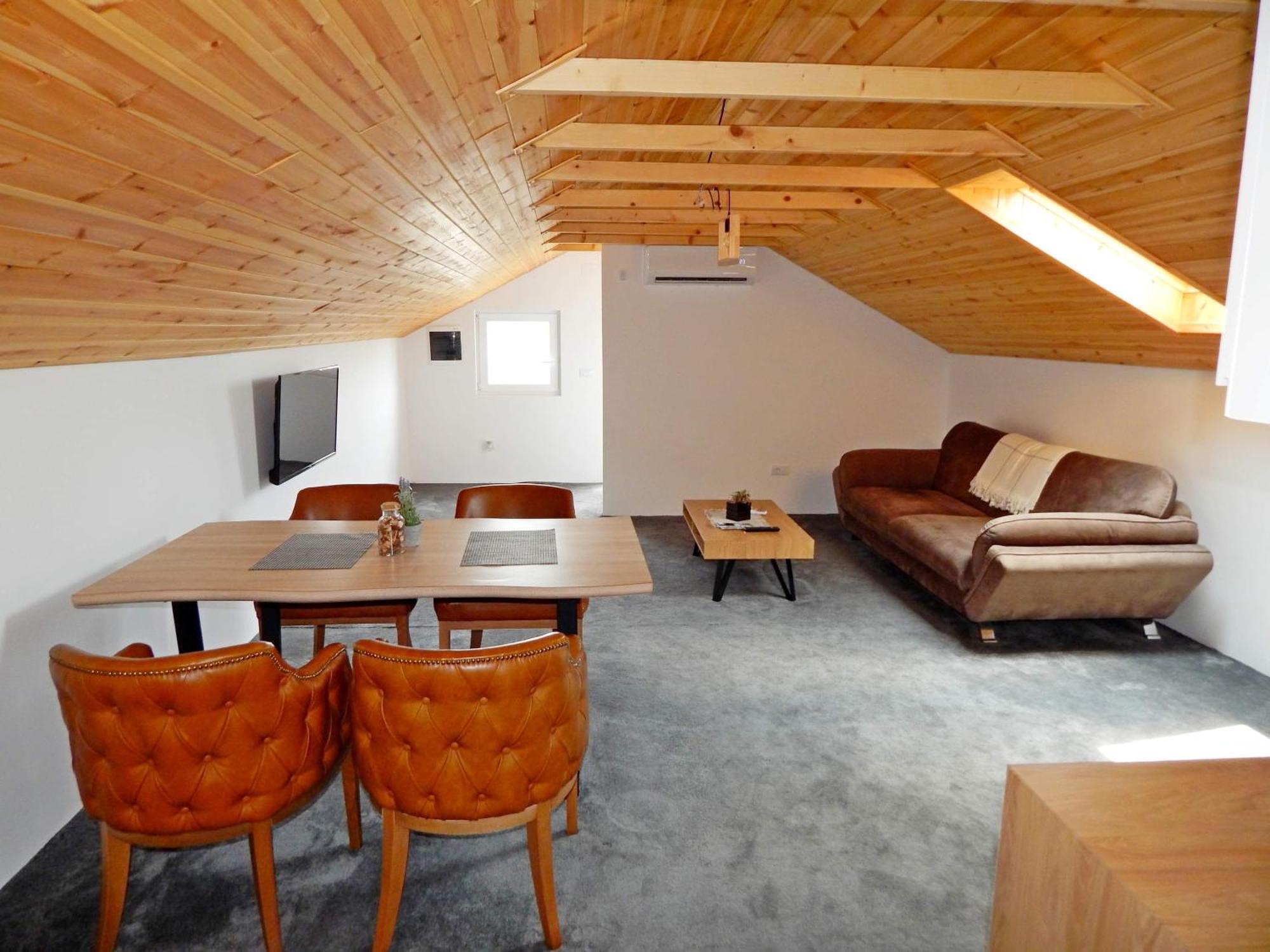 Aqualux Apartments Vrdnik Eksteriør billede